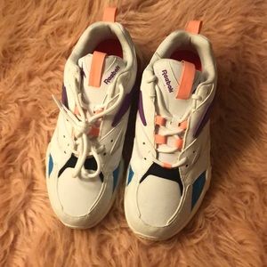 Women’s Reebok Aztrek Size 9